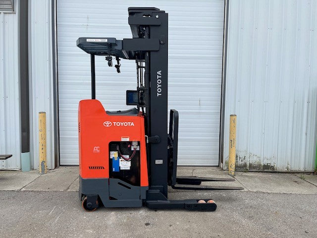 Used forklift for sale in Kitchener | 2019 TOYOTA 3,500 LB Electric Reach Truck | Model: 9BR183M241