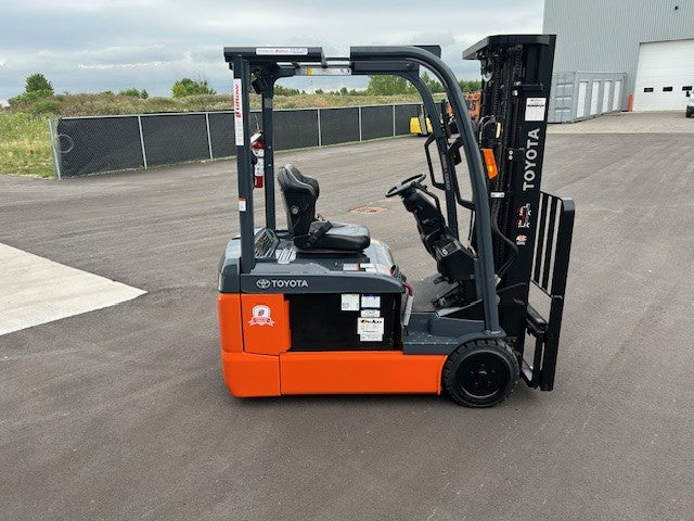 Used forklift for sale in Windsor | 2020 TOYOTA 4000 LB 3-Wheel Electric Forklift | Model: 8FBE20U