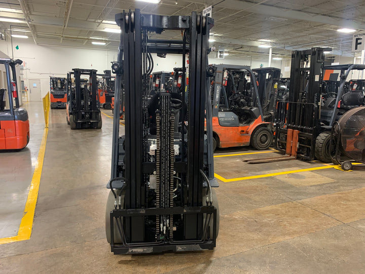 Used forklift for sale in Toronto | 2021 TOYOTA 5000 LB IC Cushion Forklift | Model: 8FGCU25