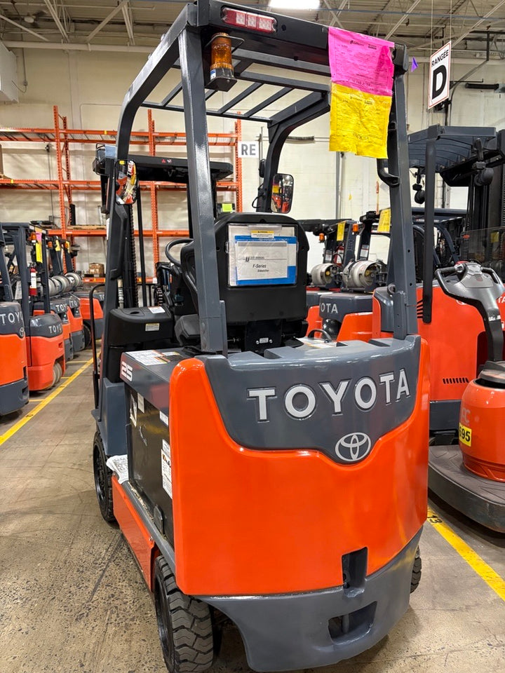 Used forklift for sale in Lachine | 2018 TOYOTA 5,000 LB Electric Cushion Forklift | Model: 8FBCU25