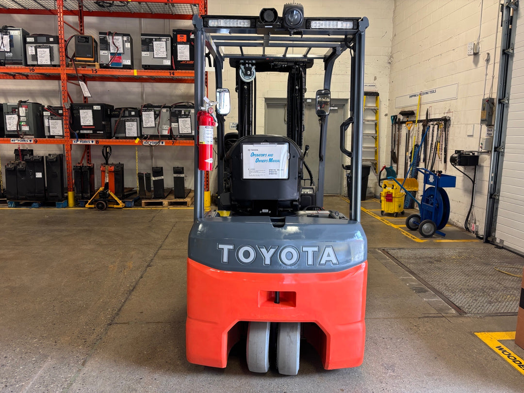 Used forklift for sale in Toronto | 2020 TOYOTA 4000 LB 3-Wheel Electric Forklift | Model: 8FBE20U