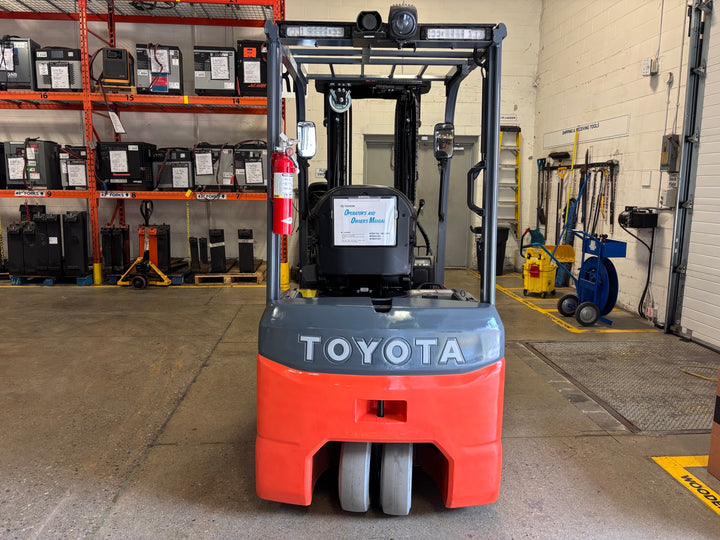Used forklift for sale in Toronto | 2020 TOYOTA 4000 LB 3-Wheel Electric Forklift | Model: 8FBE20U