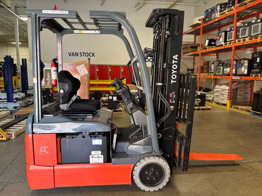 Used forklift for sale in Toronto | 2020 TOYOTA 3000 LB 3-Wheel Electric Forklift | Model: 8FBE15U