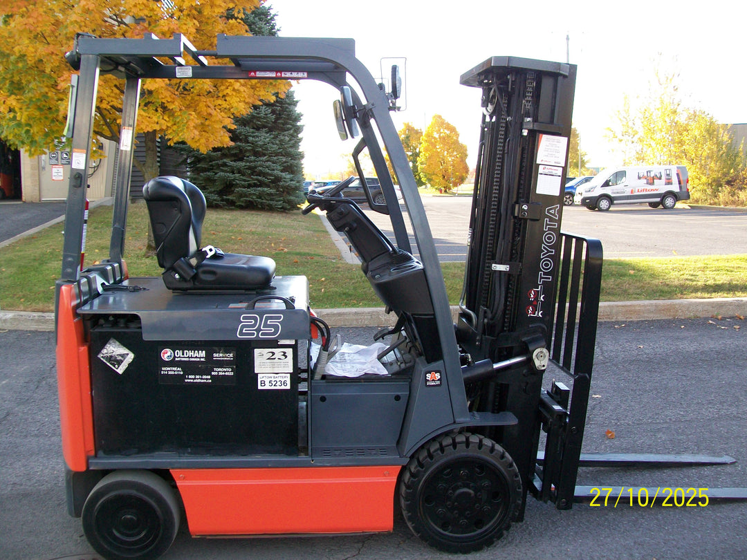 Used forklift for sale in Lachine | 2018 TOYOTA 5,000 LB Electric Cushion Forklift Longbox | Model: 8FBCHU25
