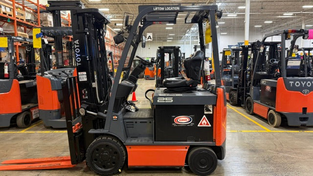 Used forklift for sale in Lachine | 2019 TOYOTA 5,000 LB Electric Cushion Forklift | Model: 8FBCU25