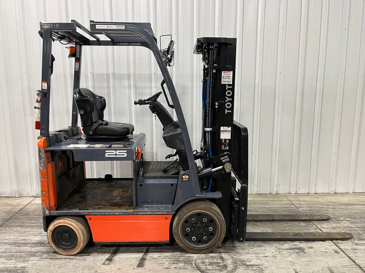 Used forklift for sale in London | 2022 TOYOTA 5000 LB Electric Cushion Forklift | Model: 8FBCU25