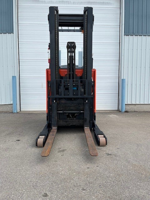 Used forklift for sale in London | 2018 TOYOTA 3,500 LB Electric Reach Truck | Model: 9BR183M211