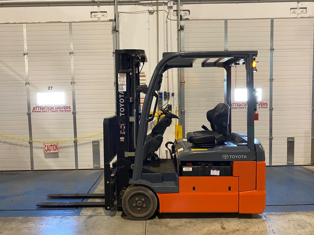 Used forklift for sale in Vaughan | 2020 TOYOTA 4000 LB 3-Wheel Electric Forklift | Model: 8FBE20U
