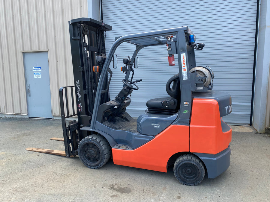 Used forklift for sale in St. John's | 2015 TOYOTA 6000 LB IC Cushion Forklift | Model: 8FGCU30