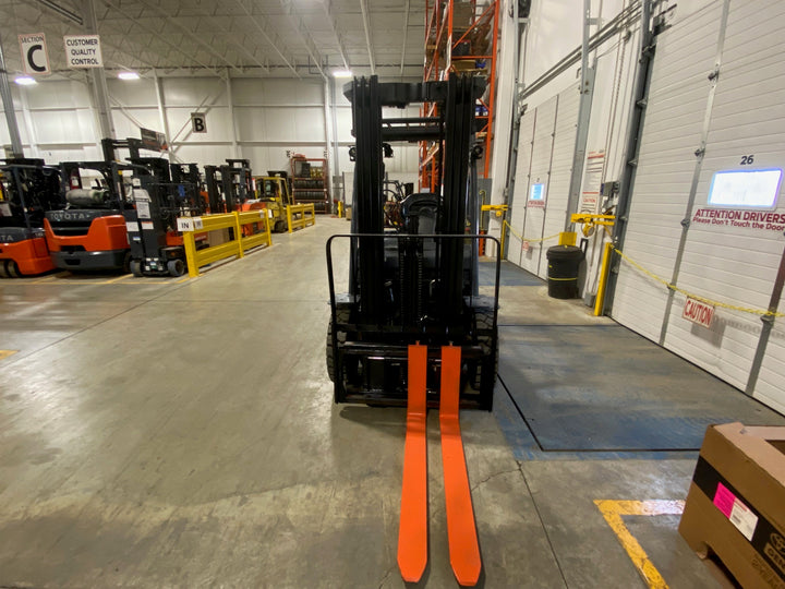 Used forklift for sale in Ajax | 2022 TOYOTA 5,000 LB IC Pneumatic Forklift | Model: 50-8FGU25