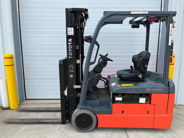 Used forklift for sale in London | 2022 TOYOTA 4,000 LB 3-Wheel Electric Forklift | Model: 8FBE20U