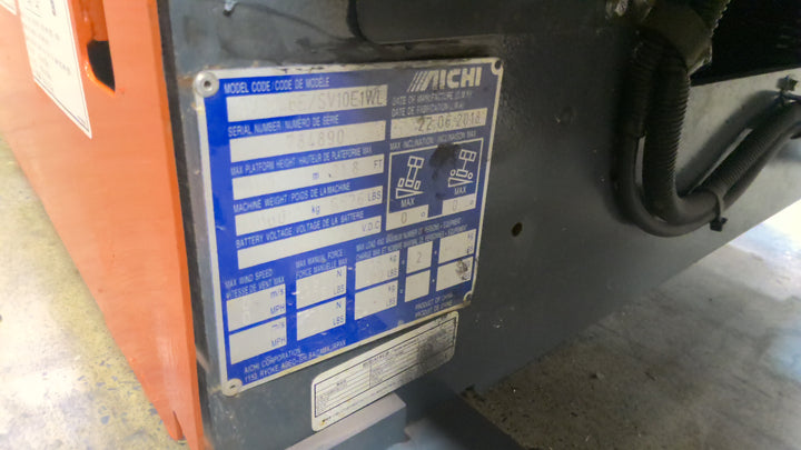 Used forklift for sale in Lachine | 2018 TOYOTA Scissor Lift | Model: SV3246E
