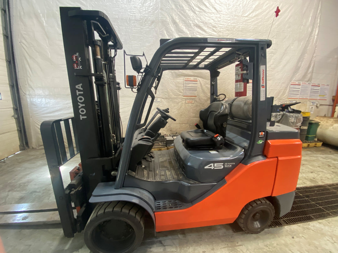 Used forklift for sale in Barrie | 2017 TOYOTA 10000 LB IC Cushion Forklift | Model: 8FGC45U