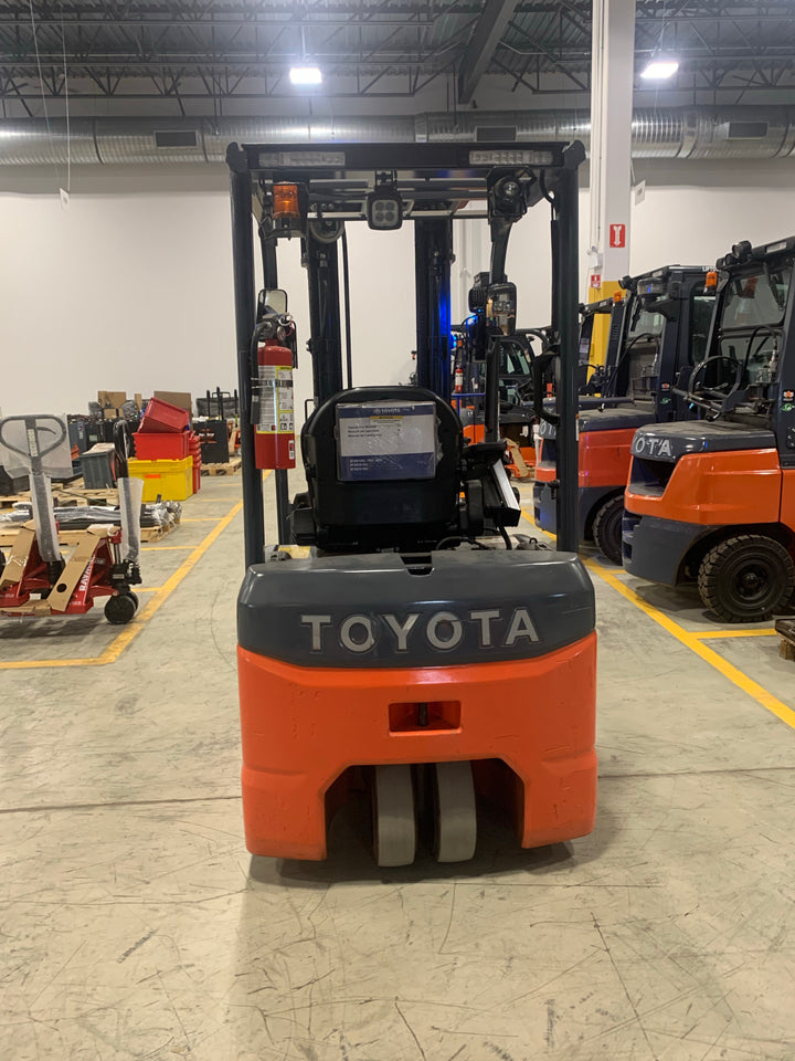 Used forklift for sale in Quebec | 2022 TOYOTA 3,500 LB 3-Wheel Electric Forklift | Model: 8FBE18U