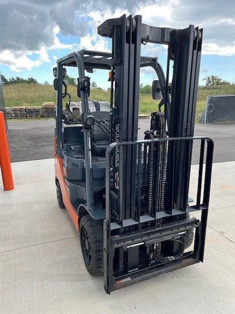 Used forklift for sale in Windsor | 2021 TOYOTA 5,000 LB IC Cushion Forklift | Model: 8FGCU25