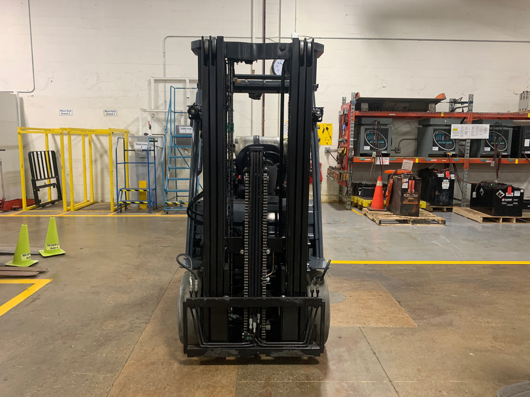 Used forklift for sale in Toronto | 2021 TOYOTA 5000 LB IC Cushion Forklift | Model: 8FGCU25