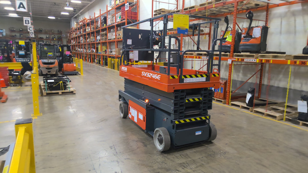 Used forklift for sale in Lachine | 2018 TOYOTA Scissor Lift | Model: SV3246E