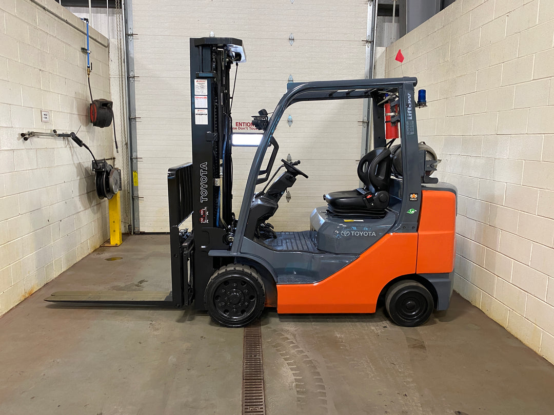 Used forklift for sale in Hamilton | 2019 TOYOTA 6,000 LB IC Cushion Forklift | Model: 8FGCU30