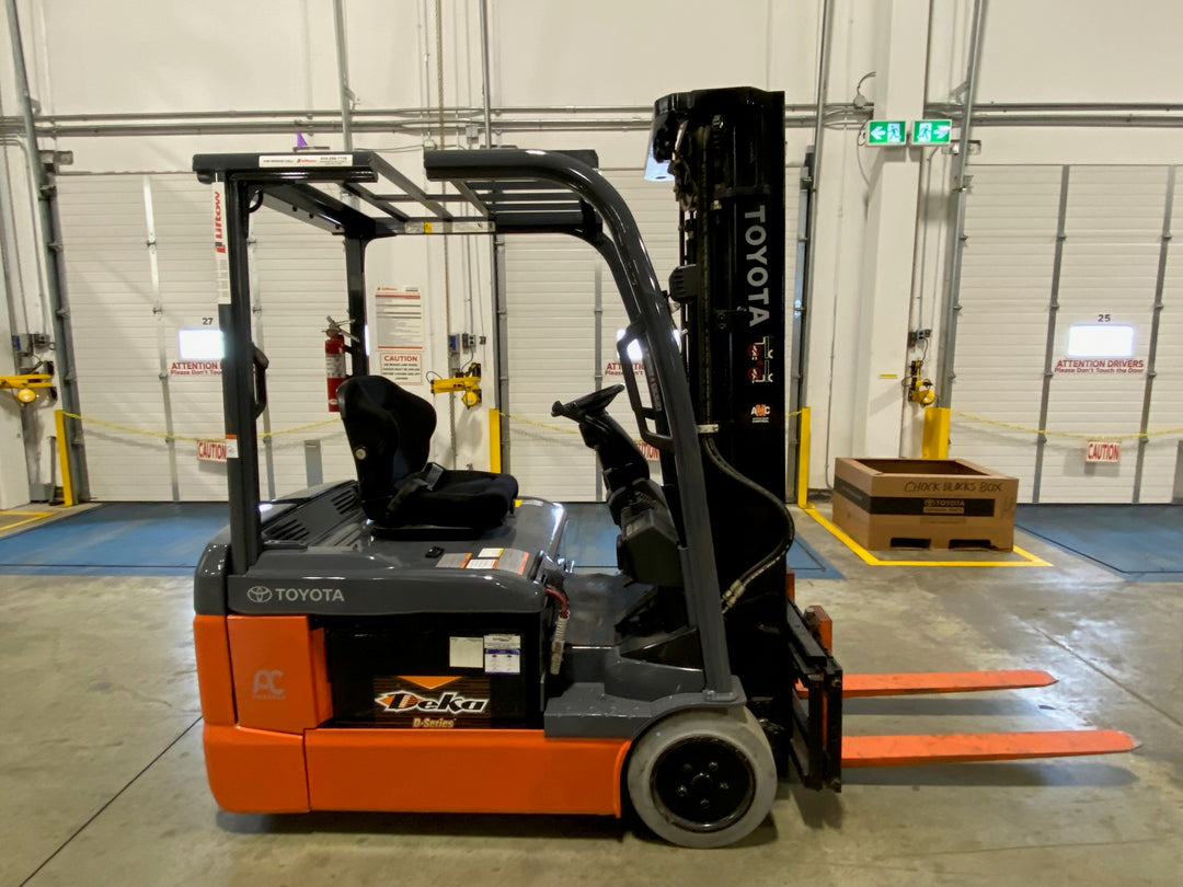 Used forklift for sale in Vaughan | 2019 TOYOTA 4,000 LB 3-Wheel Electric Forklift | Model: 8FBE20U