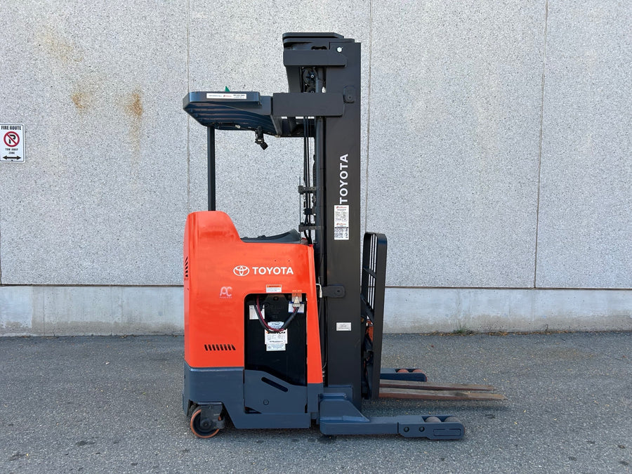 Used forklift for sale in Vaughan | 2020 TOYOTA 3,500 LB Electric Reach Truck | Model: 9BR183M241