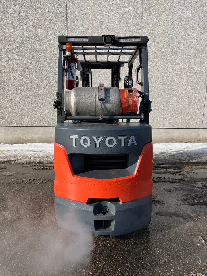 Used forklift for sale in Vaughan | 2021 TOYOTA 5,000 LB IC Cushion Forklift | Model: 8FGCU25