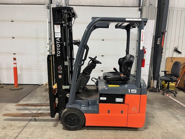 Used forklift for sale in London | 2019 TOYOTA 3,000 LB 3-Wheel Electric Forklift | Model: 8FBES15U