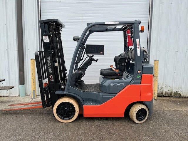 Used forklift for sale in London | 2021 TOYOTA 5,000 LB IC Cushion Forklift | Model: 8FGCU25