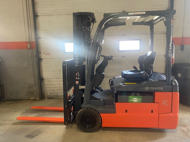 Used forklift for sale in Dartmouth | 2021 TOYOTA 4000 LB 3-Wheel Electric Forklift | Model: 8FBE20U