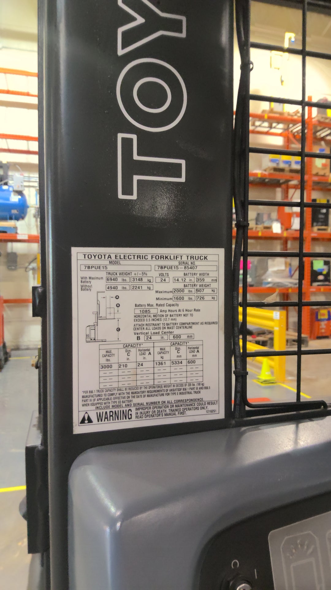 Used forklift for sale in Lachine | 2018 TOYOTA 3,000 LB Electric Order Picker | Model: 7BPUE15210