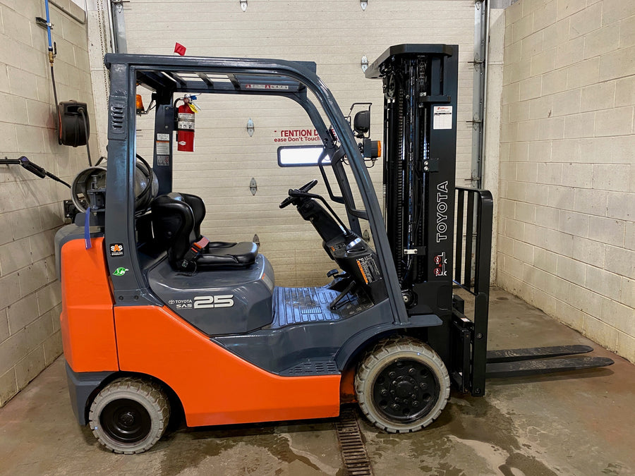 Used forklift for sale in Hamilton | 2019 TOYOTA 5,000 LB IC Cushion Forklift | Model: 8FGCU25