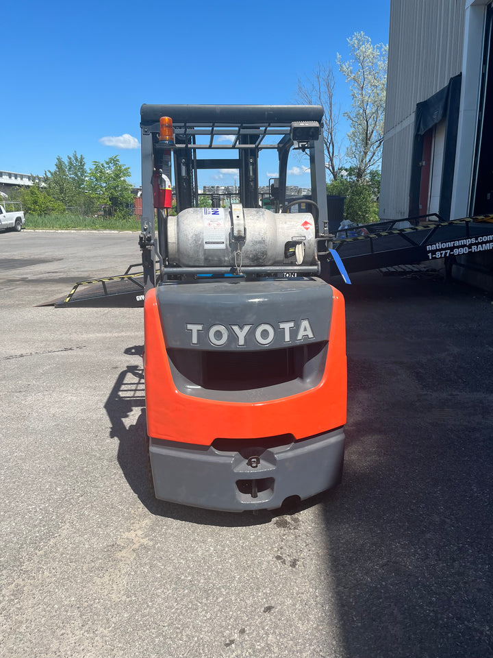 Used forklift for sale in Ottawa | 2019 TOYOTA 6,000 LB IC Cushion Forklift | Model: 8FGCU30