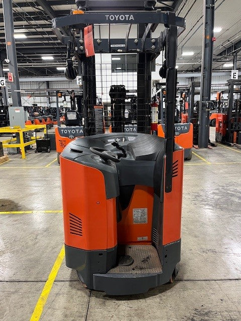 Used forklift for sale in London | 2017 TOYOTA 3,500 LB Electric Reach Truck | Model: 9BR183M241