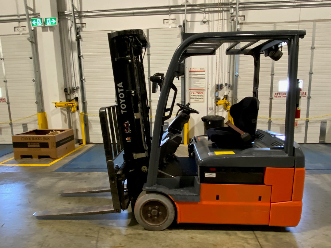 Used forklift for sale in Ajax | 2021 TOYOTA 4,000 LB 3-Wheel Electric Forklift | Model: 8FBE20U