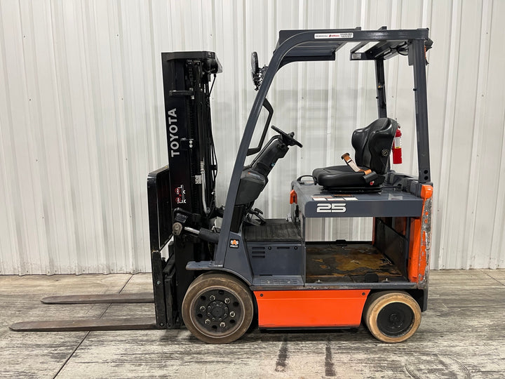 Used forklift for sale in London | 2022 TOYOTA 5000 LB Electric Cushion Forklift | Model: 8FBCU25