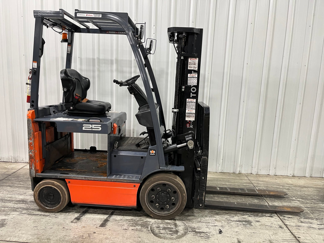 Used forklift for sale in London | 2022 TOYOTA 5000 LB Electric Cushion Forklift | Model: 8FBCU25