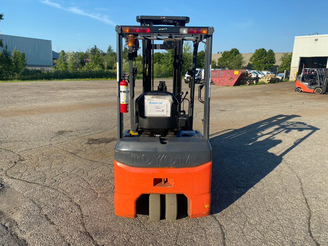 Used forklift for sale in Kitchener | 2019 TOYOTA 3,500 LB 3-Wheel Electric Forklift | Model: 8FBE18U
