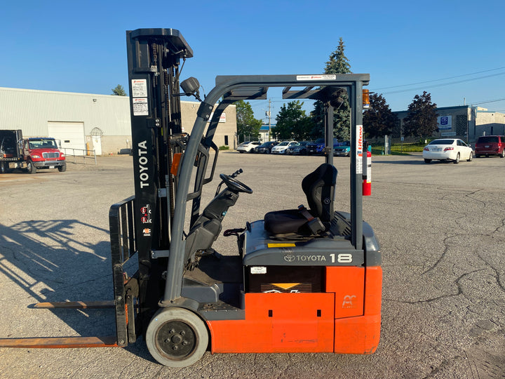 Used forklift for sale in Kitchener | 2019 TOYOTA 3,500 LB 3-Wheel Electric Forklift | Model: 8FBE18U