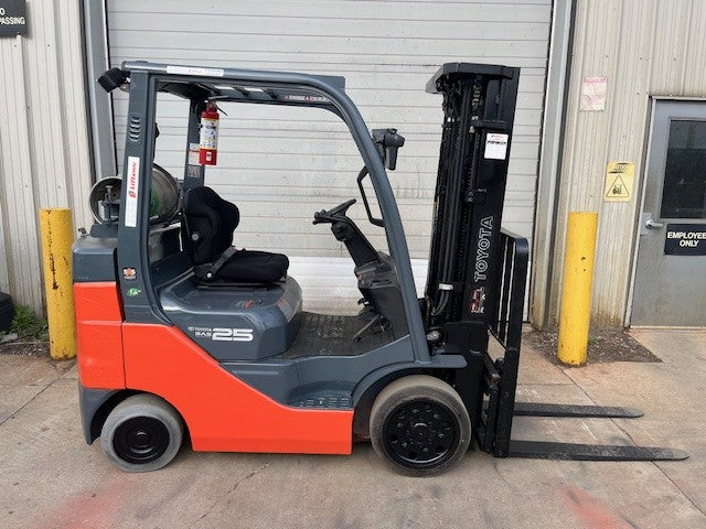 Used forklift for sale in London | 2020 TOYOTA 5,000 LB IC Cushion Forklift | Model: 8FGCU25