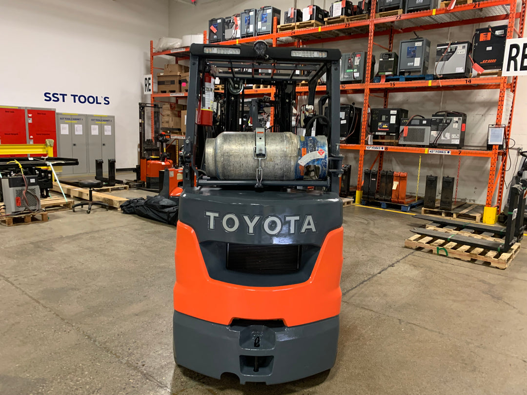 Used forklift for sale in Toronto | 2021 TOYOTA 5000 LB IC Cushion Forklift | Model: 8FGCU25