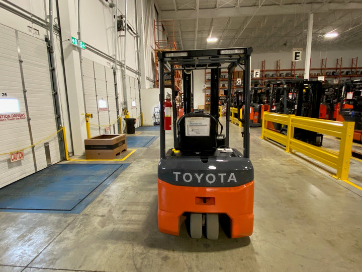 Used forklift for sale in Vaughan | 2019 TOYOTA 4,000 LB 3-Wheel Electric Forklift | Model: 8FBE20U