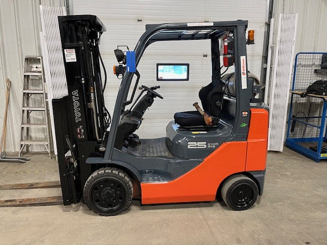 Used forklift for sale in London | 2019 TOYOTA 5,000 LB IC Cushion Forklift | Model: 8FGCU25