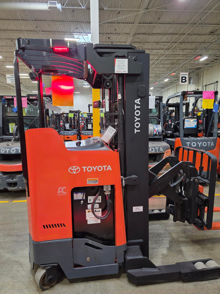 Used forklift for sale in Lachine | 2020 TOYOTA 3,500 LB Electric Reach Truck | Model: 9BR183M193
