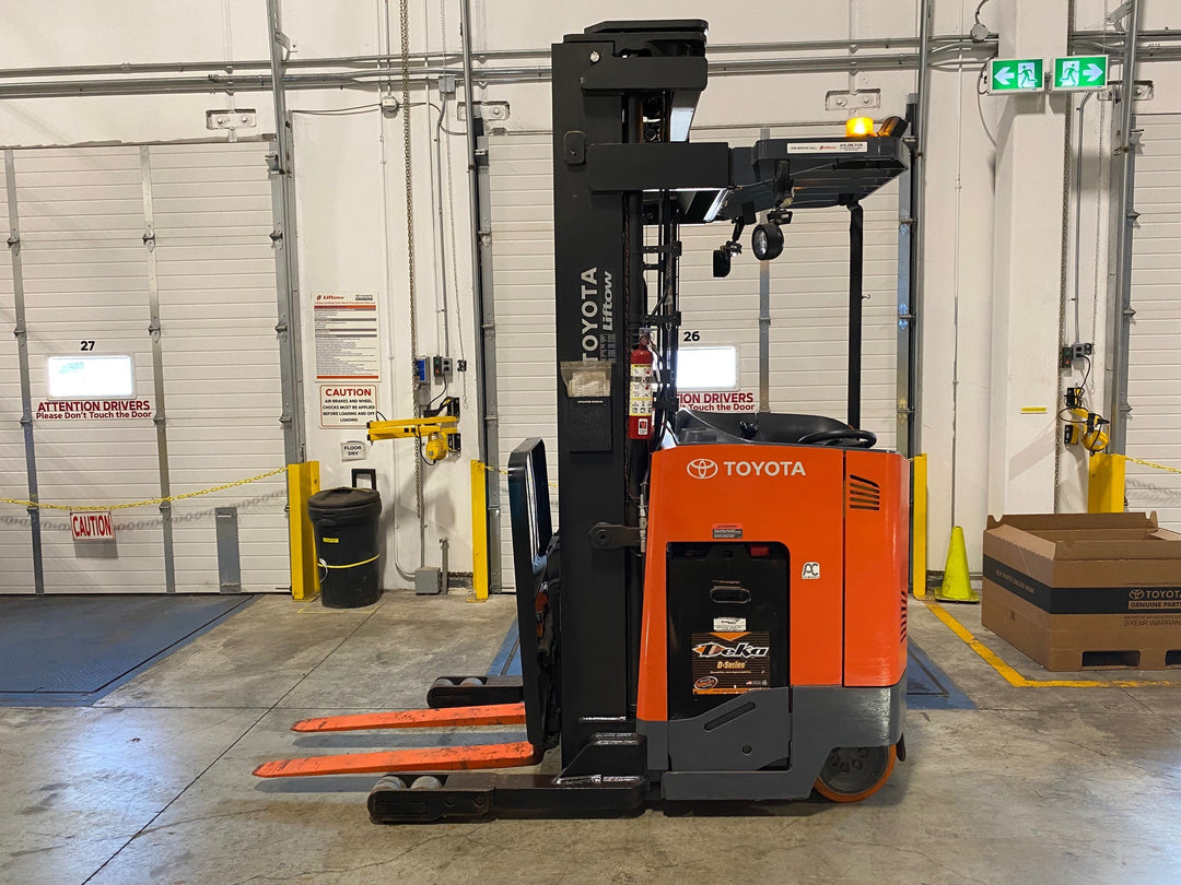 Used forklift for sale in Kitchener | 2017 TOYOTA 3,500 LB Electric Reach Truck | Model: 9BR183M241