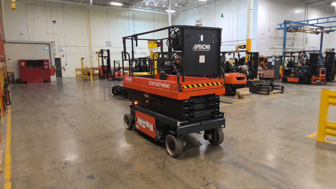 Used forklift for sale in Lachine | 2018 TOYOTA Scissor Lift | Model: SV3246E