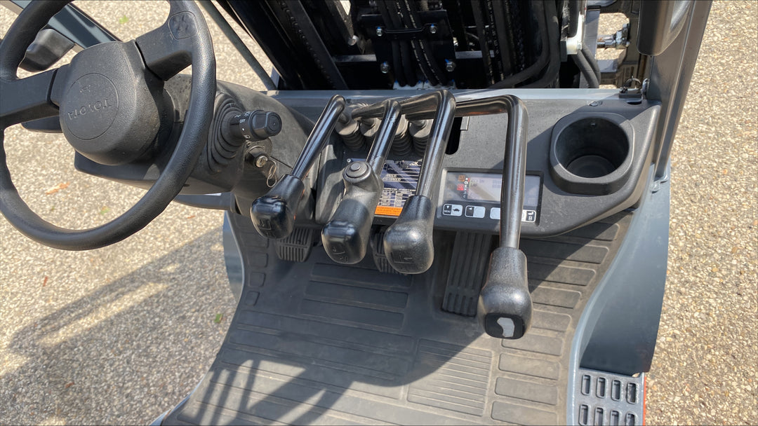 Used forklift for sale in Kitchener | 2023 TOYOTA 5,000 LB IC Cushion Forklift | Model: 50-8FGCU25