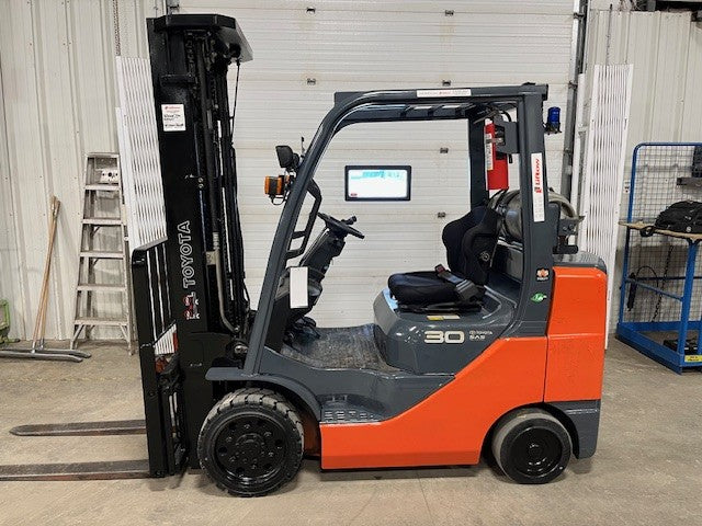 Used forklift for sale in London | 2018 TOYOTA 6,000 LB IC Cushion Forklift | Model: 8FGCU30