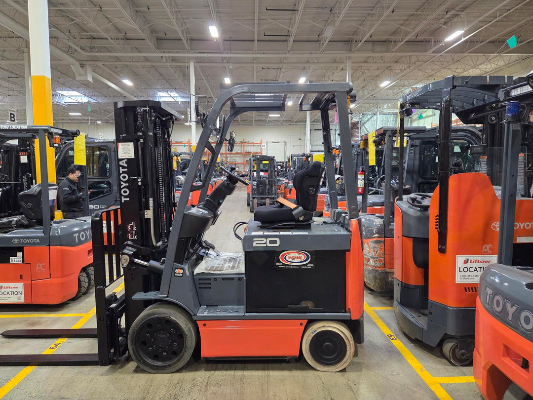 Used forklift for sale in Lachine | 2018 TOYOTA 4,000 LB Electric Cushion Forklift | Model: 8FBCU20