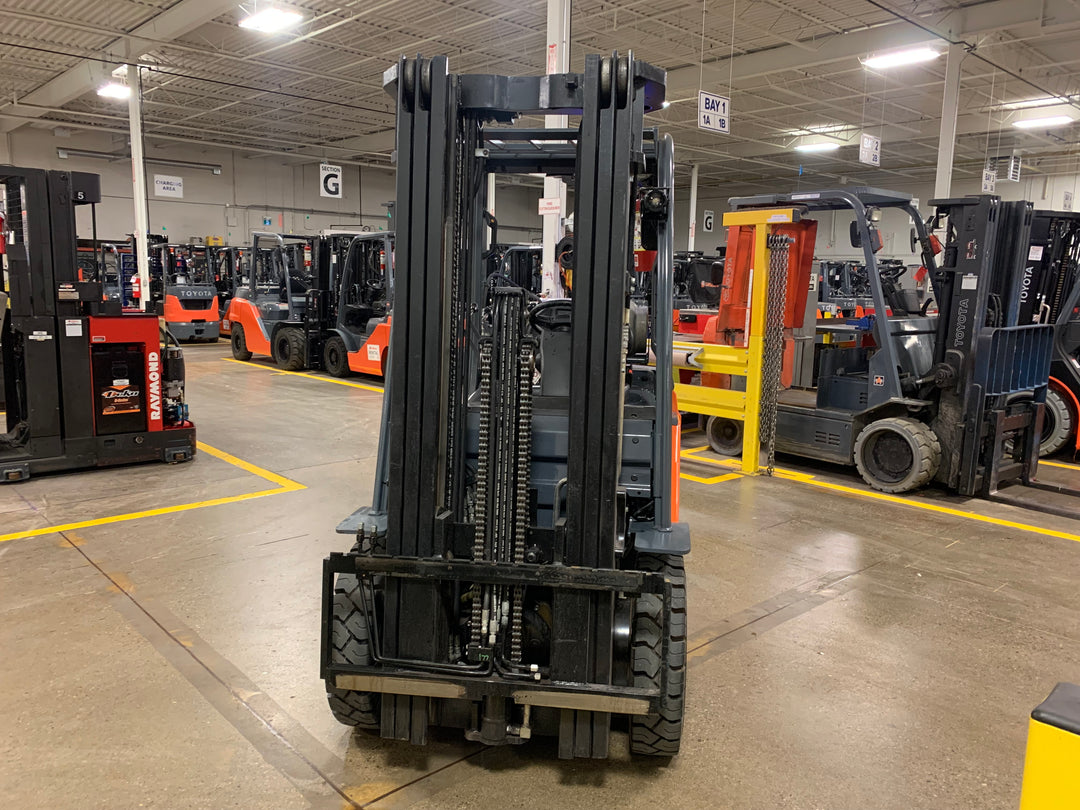 Used forklift for sale in Toronto | 2022 TOYOTA 5,000 LB IC Pneumatic Forklift | Model: 50-8FGU25