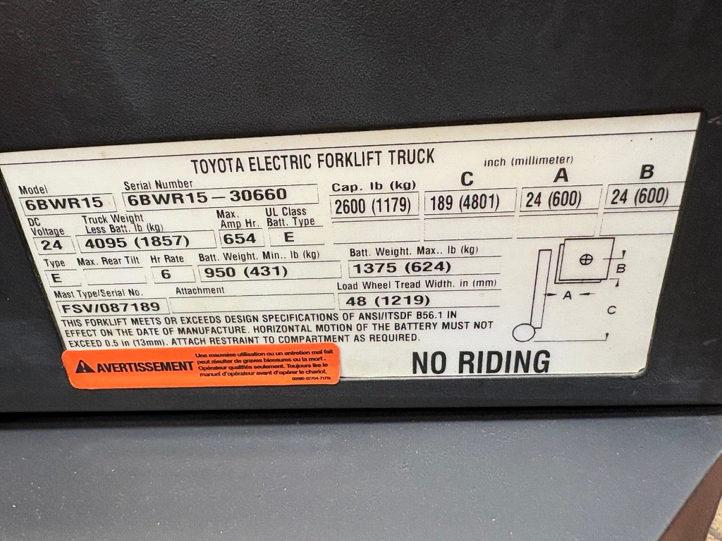 Used forklift for sale in Lachine | 2013 TOYOTA 3,000 LB Electric Walkie Reach Walkie Stacker | Model: 6BWR153F89