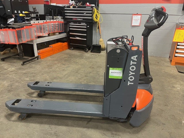 Used forklift for sale in Kitchener | 2018 TOYOTA 4500 LB Electric Walkie Pallet Truck | Model: 8HBW23